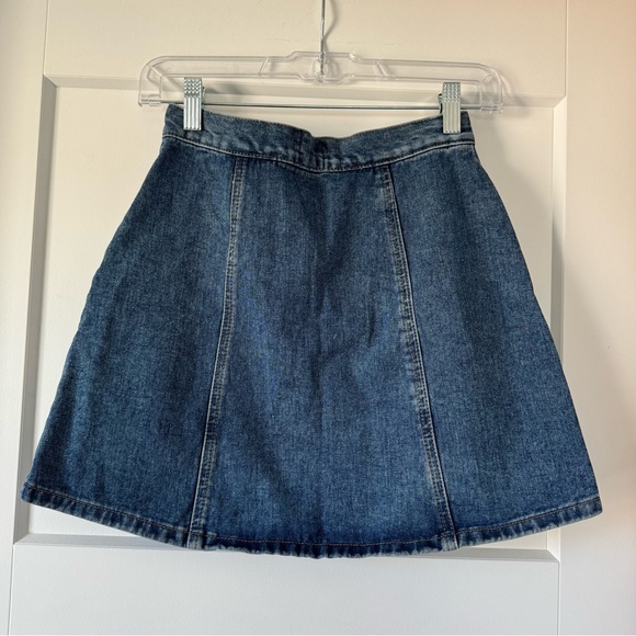 Urban Outfitters BDG Denim Button-Front High-Waisted Blue Mini Skirt, Size XS - Picture 4 of 11